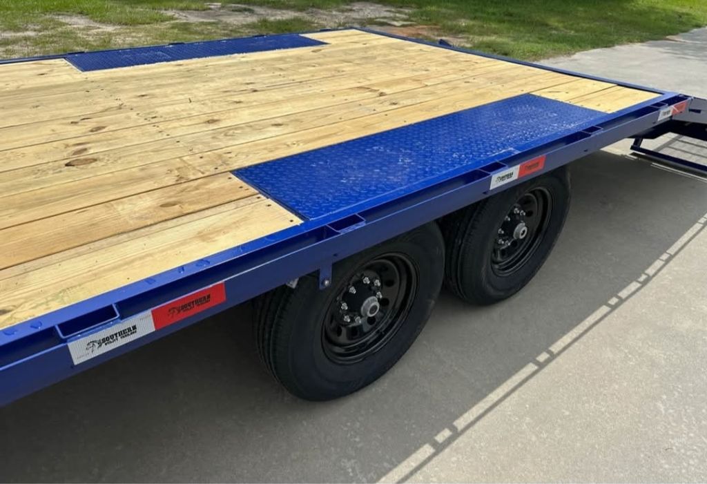 2025 Diamond C Dump Trailer - $10,297