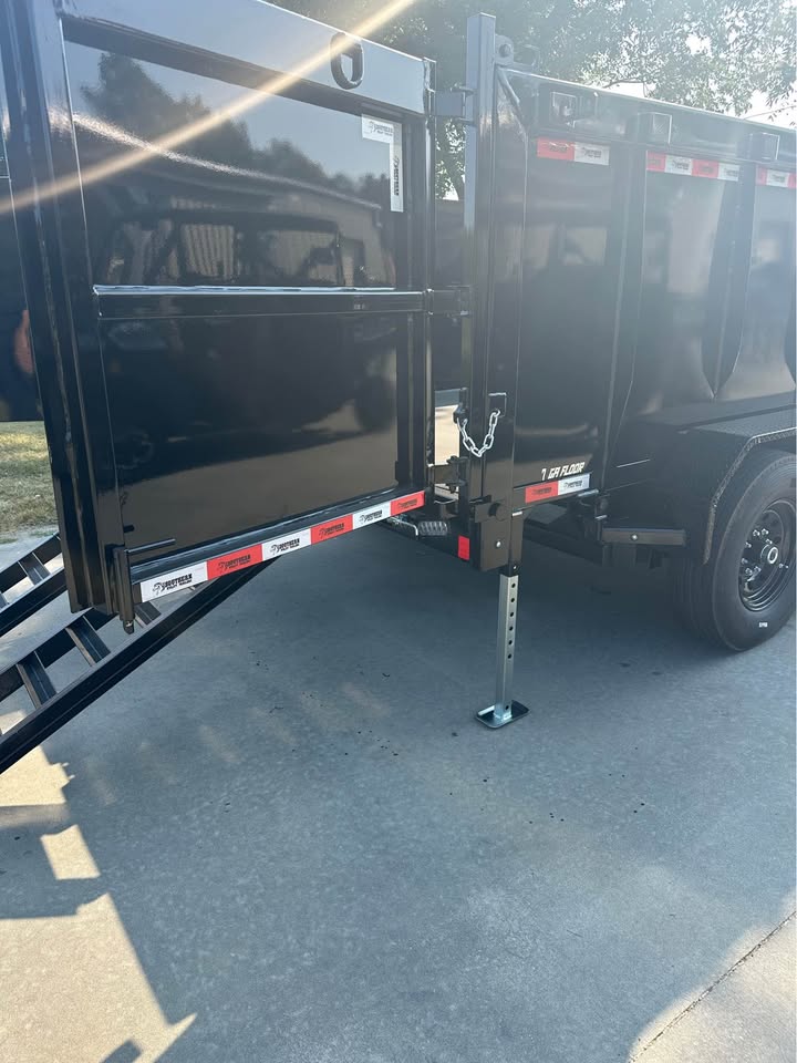 2025 Diamond C Dump Trailer - $9,997