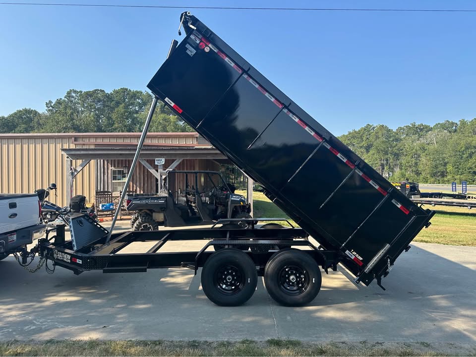 2025 Diamond C Dump Trailer - $9,997