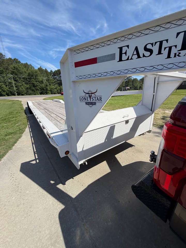 2024 East Texas Trailers East Texas Trailers - $11,997