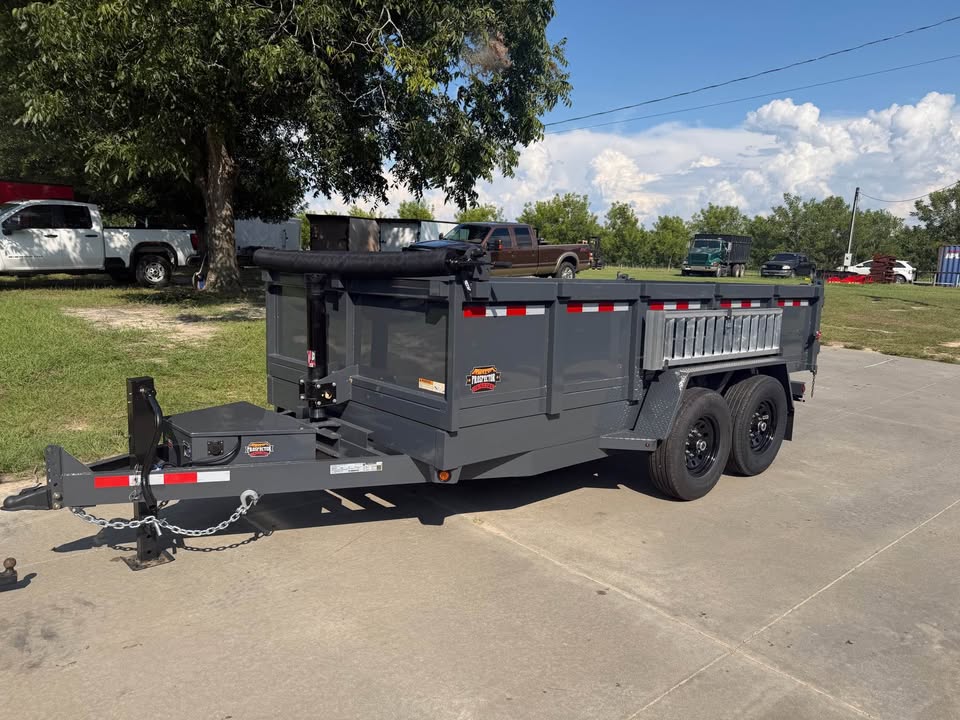 2027 Covered Wagon Trailers Covered Wagon Trailers - $10,297
