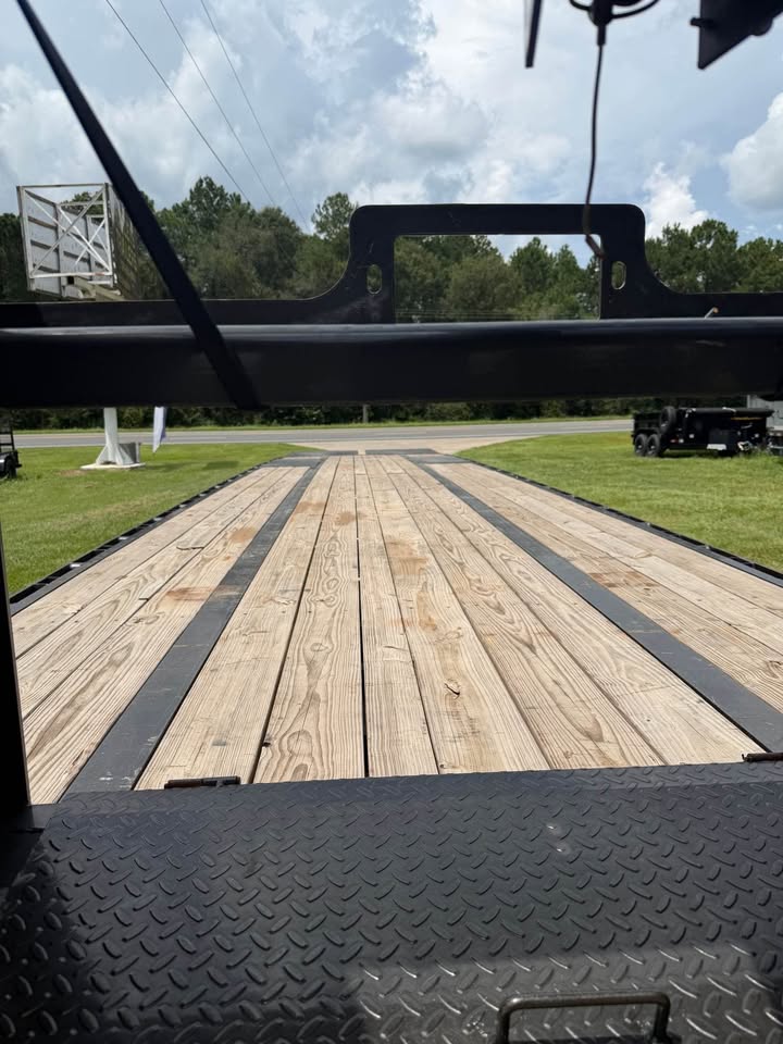 2026 Maxey Trailers Mfg Maxey Trailers Mfg - $15,997