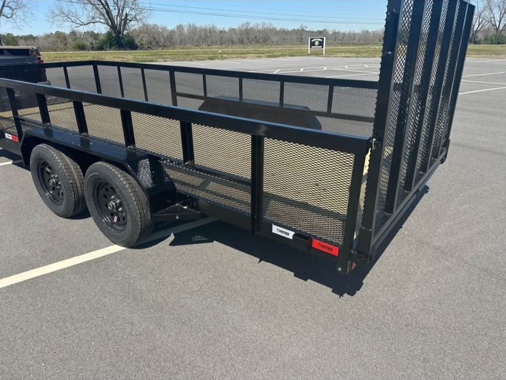 2025 Sundowner Horse Trailer - $4,997