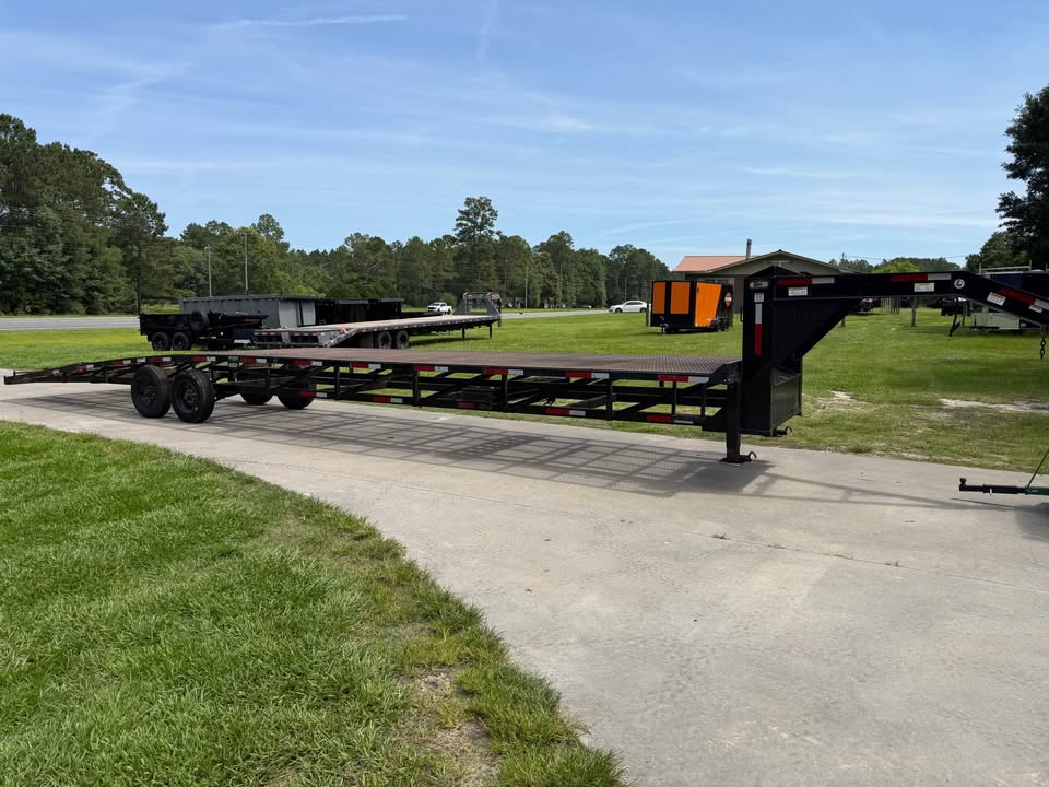 2024 Silverback Trailer Silverback - $11,997