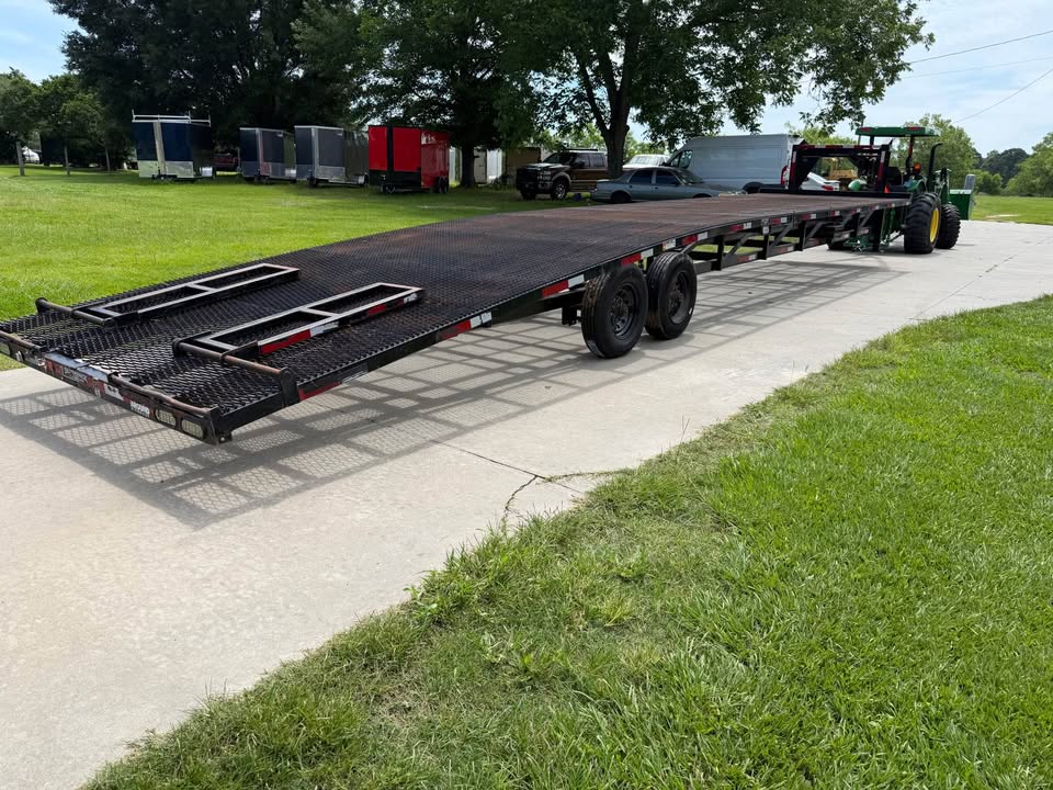 2024 Silverback Trailer Silverback - $11,997