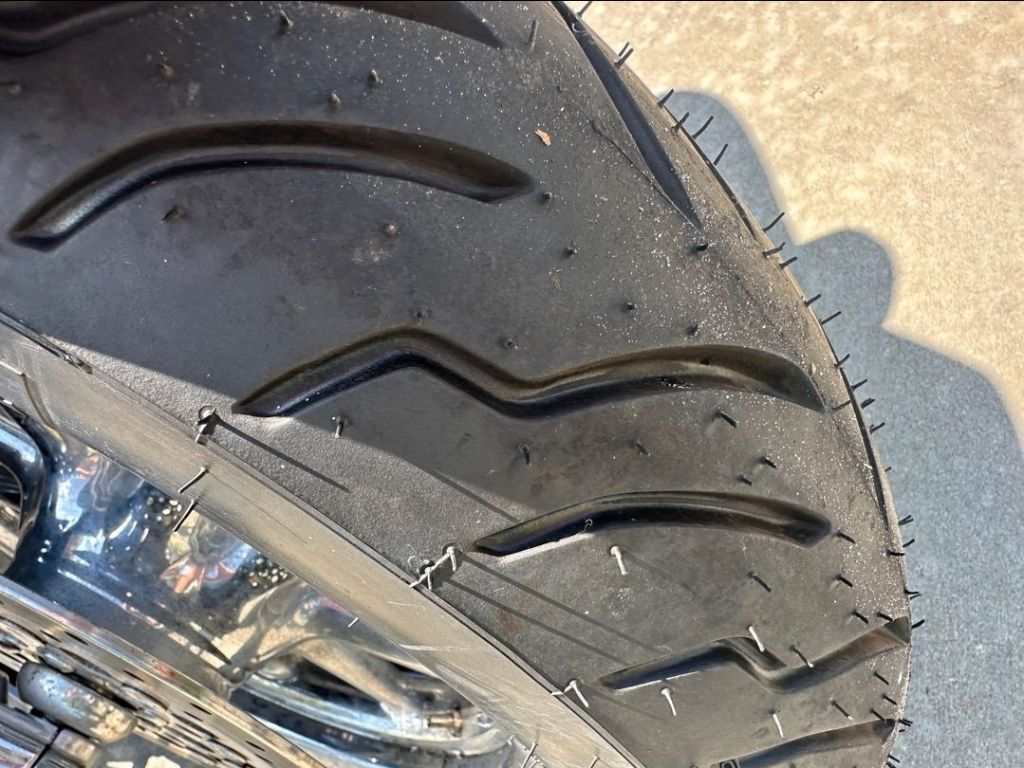 2007 Harley-Davidson XL 1200 - $10,000