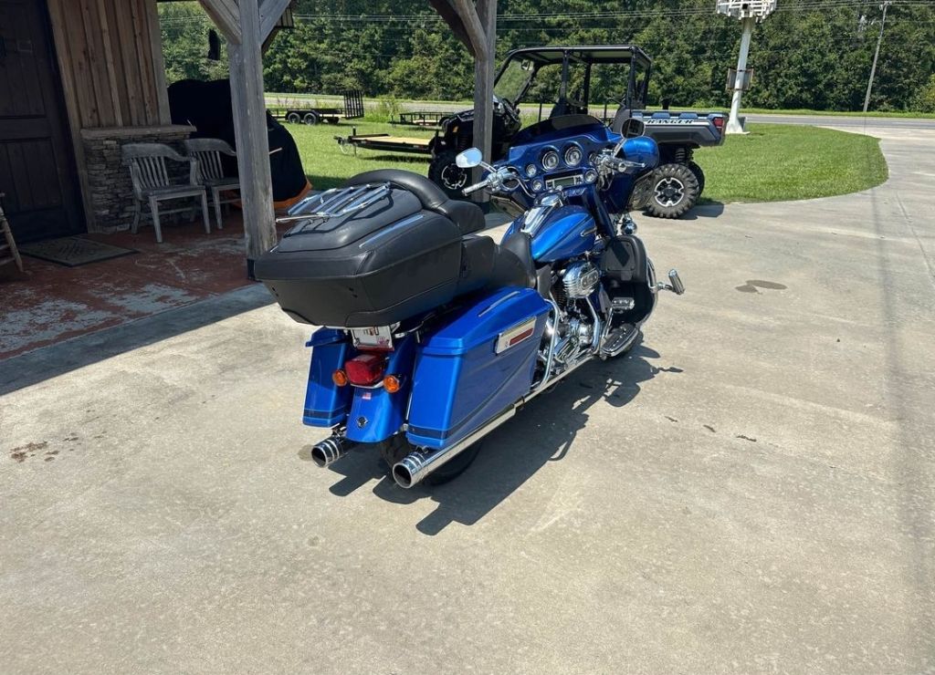 2007 Harley-Davidson XL 1200 - $10,000