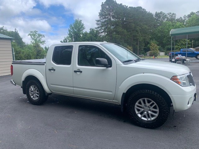 2018 Nissan Frontier SV photo