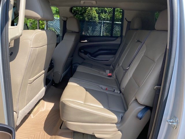 2019 Chevrolet Suburban 1500 LT photo
