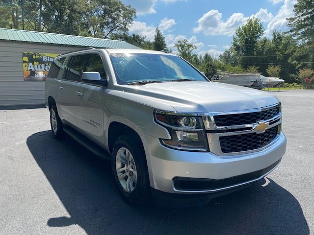 2019 Chevrolet Suburban 1500 LT photo