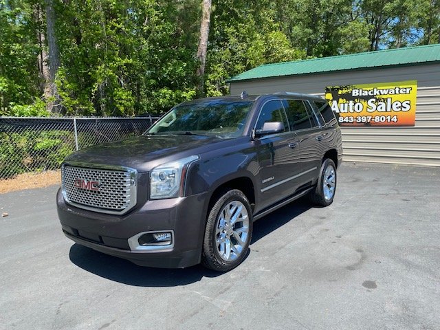 2016 GMC Yukon Denali photo