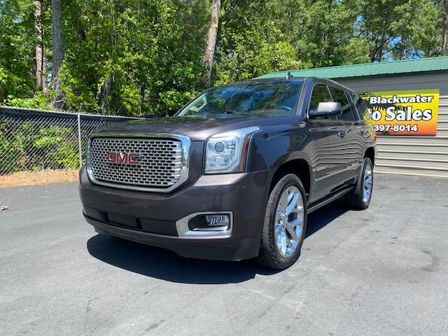 2016 GMC Yukon Denali photo