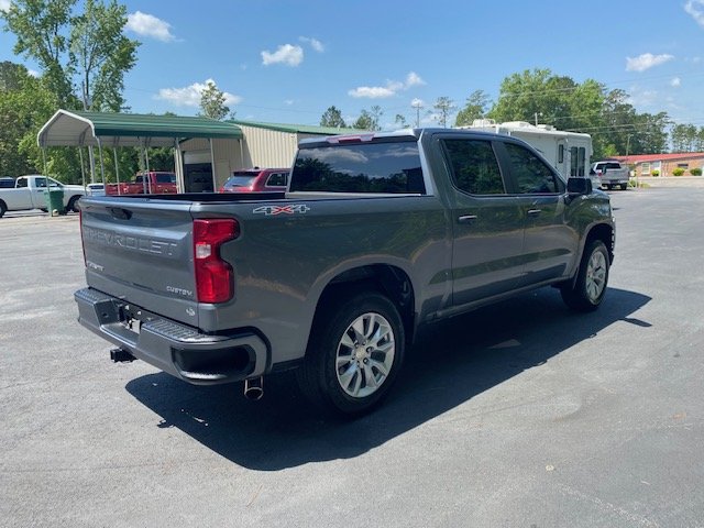 2020 Chevrolet Silverado 1500 - $28,999