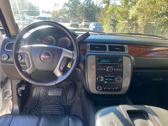 2013 GMC Yukon - $14,999