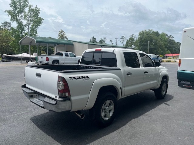 2015 Toyota Tacoma - $17,999