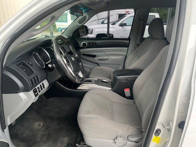 2015 Toyota Tacoma - $17,999