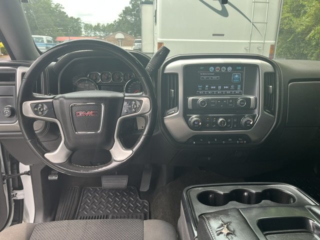 2017 GMC Sierra 1500 - $23,999