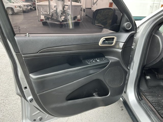 2017 Jeep Cherokee - $10,999