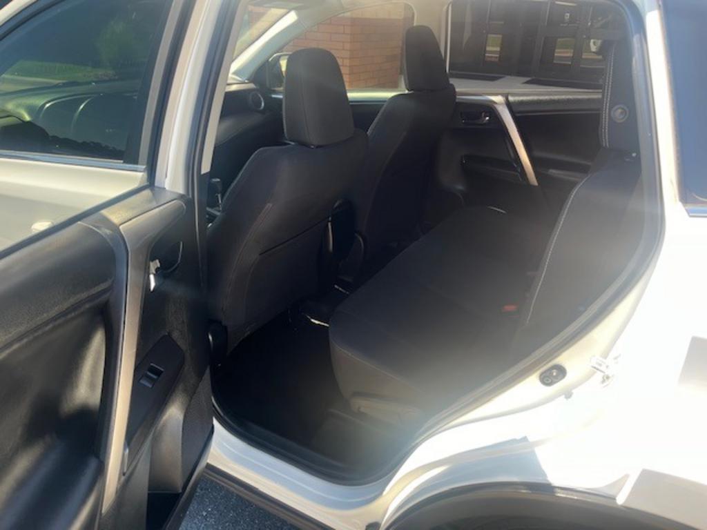 2018 Toyota RAV4 XLE photo