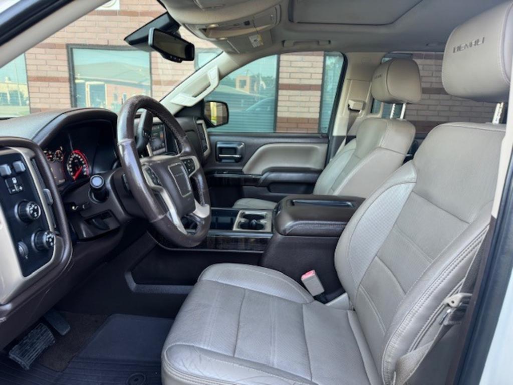 2015 GMC Sierra 1500 Denali photo