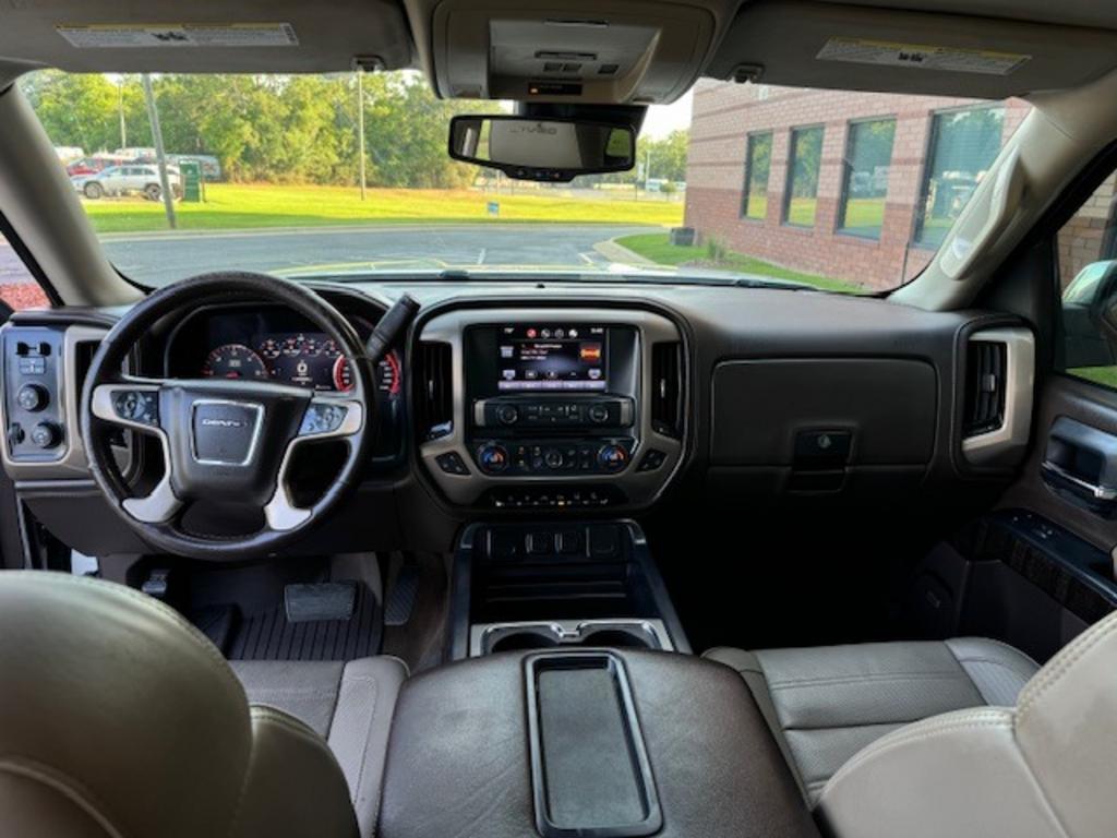 2015 GMC Sierra 1500 Denali photo
