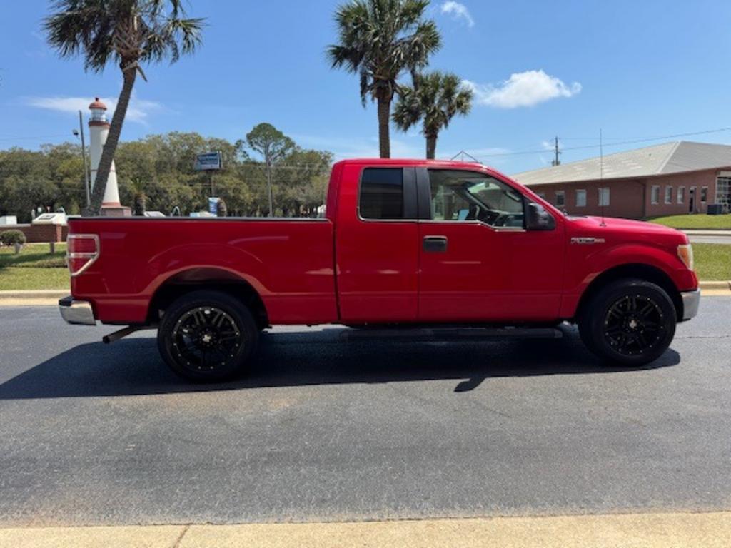 2010 Ford F-150 STX photo
