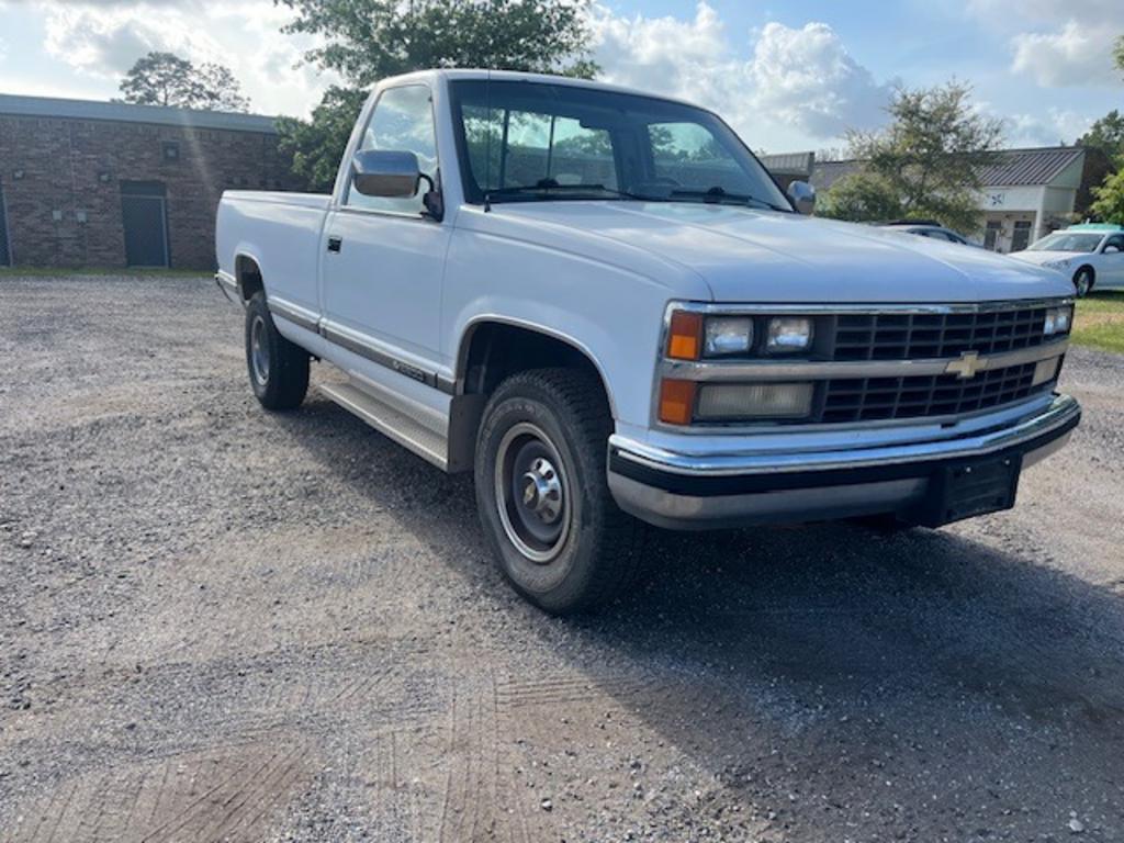 1989 Chevrolet RSX C2500 Cheyenne photo