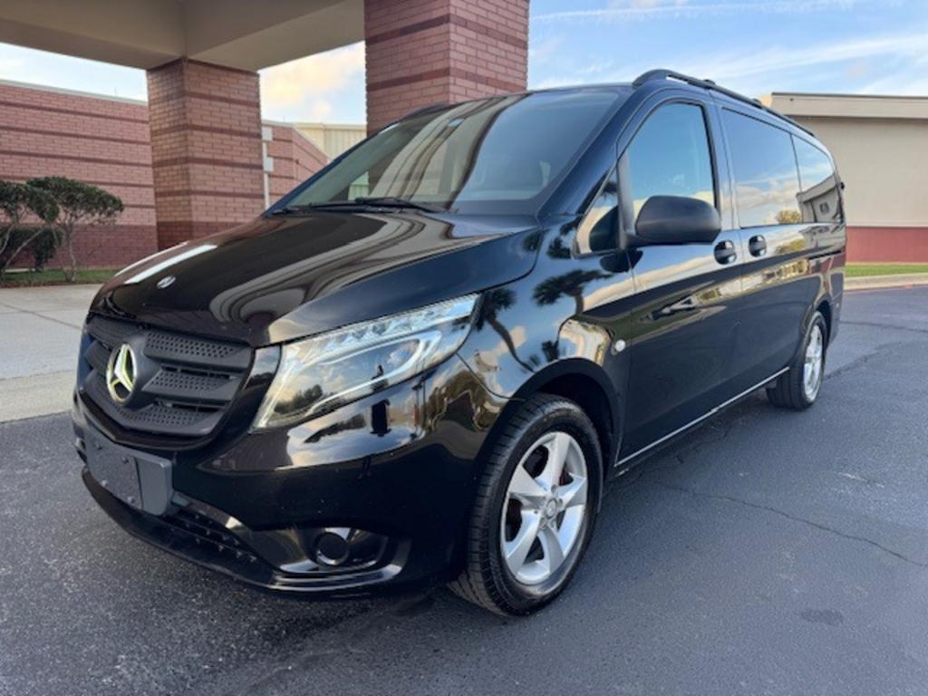 2018 Mercedes-Benz Metris - $22,995