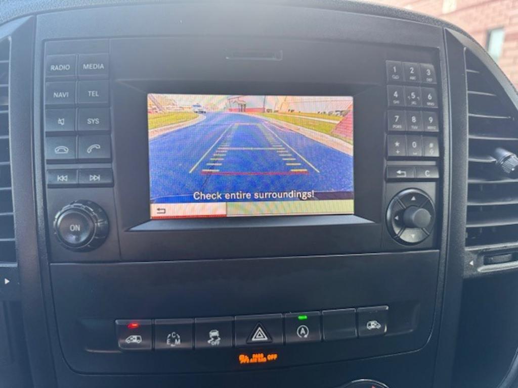 2018 Mercedes-Benz Metris - $22,995