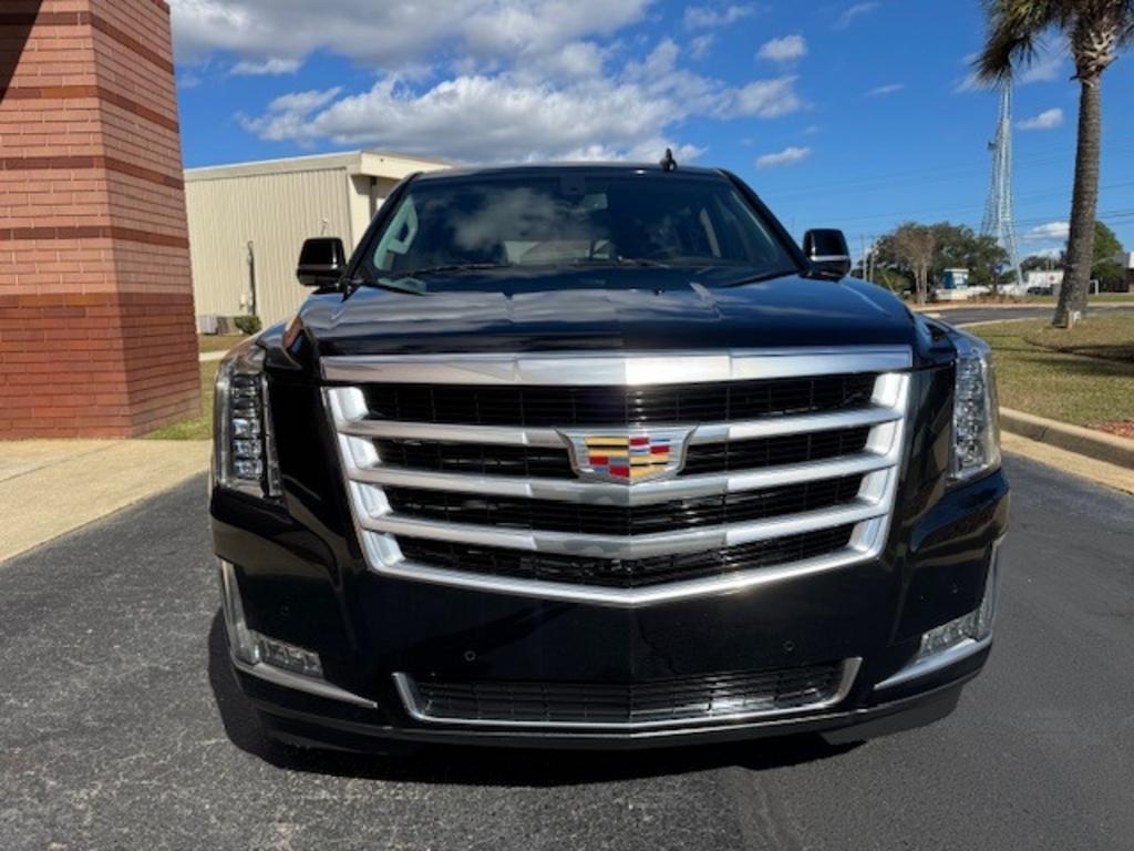 2016 Cadillac Escalade - $22,995