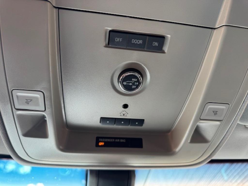 2016 Cadillac Escalade - $22,995
