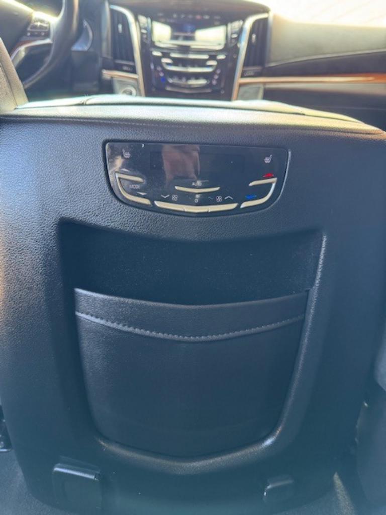 2016 Cadillac Escalade - $22,995