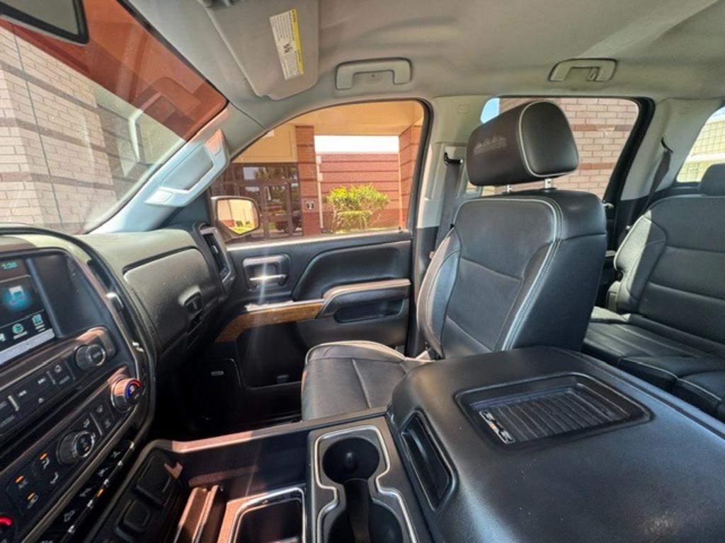 2017 Chevrolet Silverado - $19,995