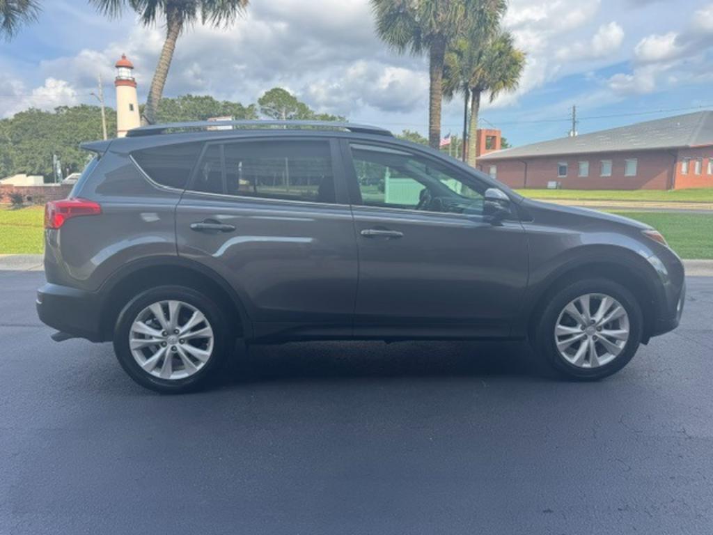 2015 Toyota RAV4 - $16,995