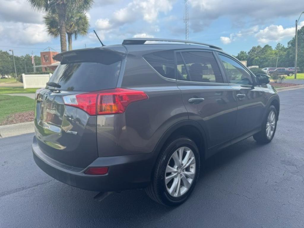 2015 Toyota RAV4 - $16,995
