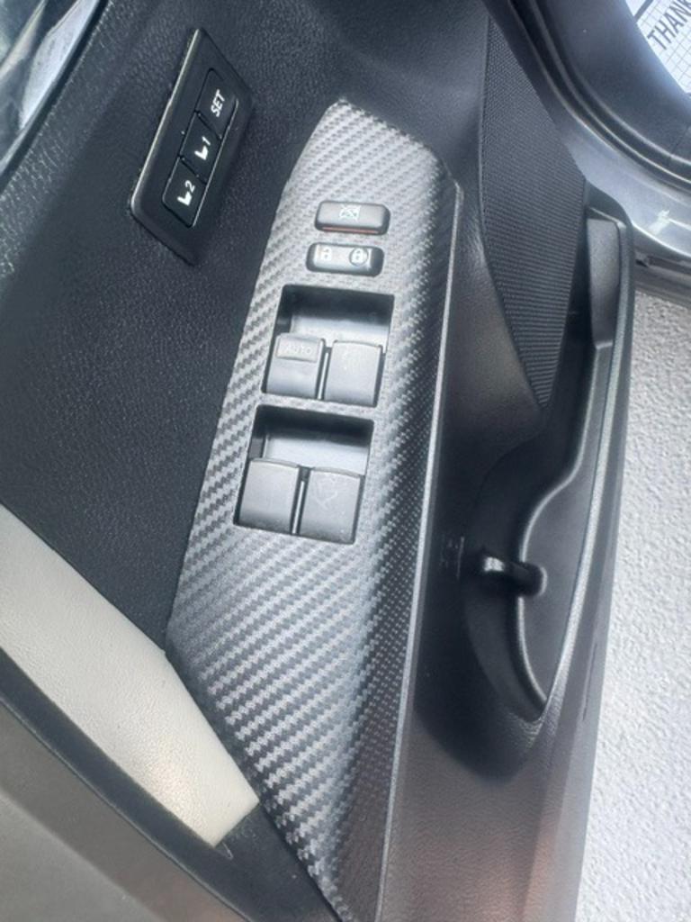 2015 Toyota RAV4 - $16,995