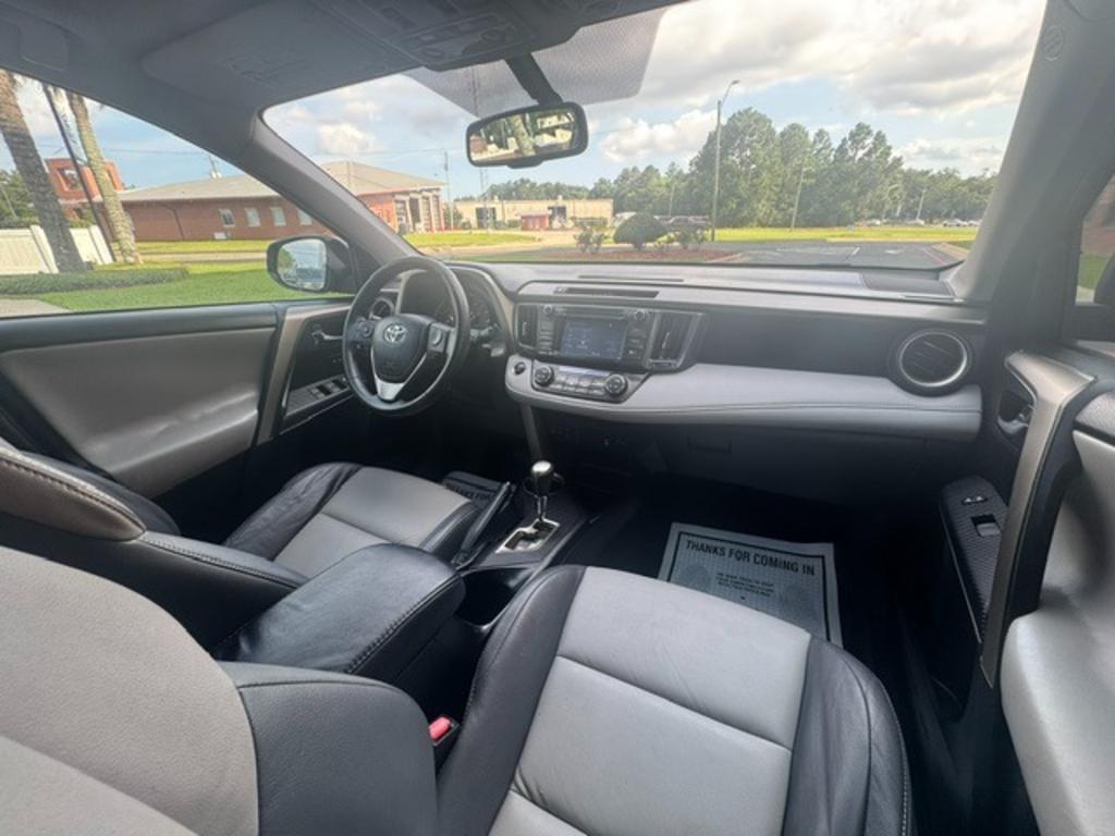 2015 Toyota RAV4 - $16,995