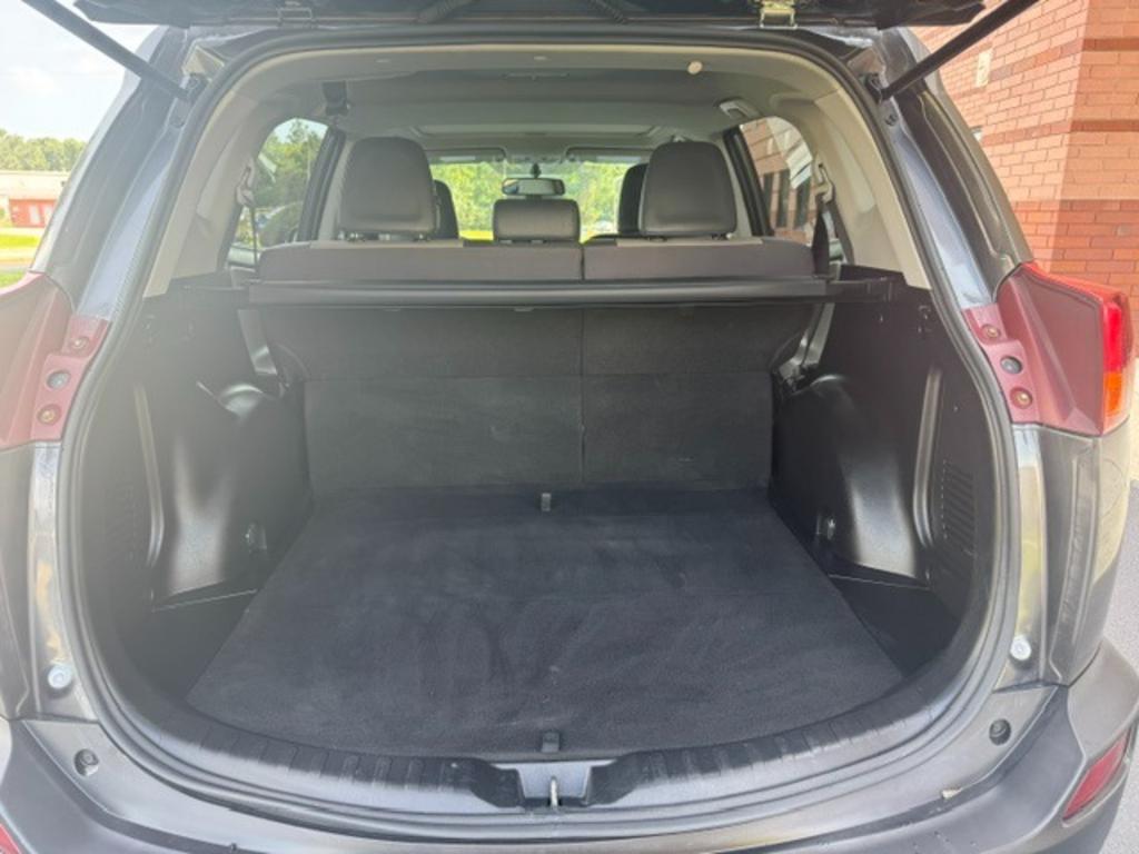 2015 Toyota RAV4 - $16,995