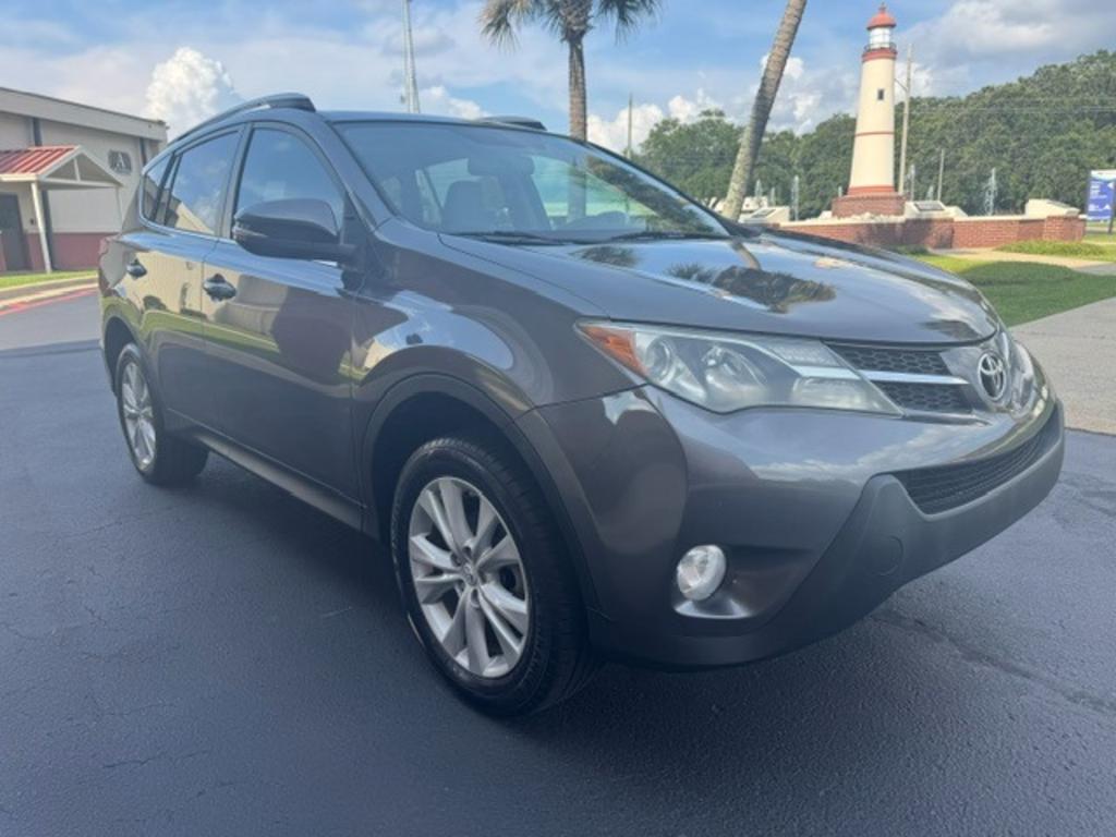 2015 Toyota RAV4 - $16,995