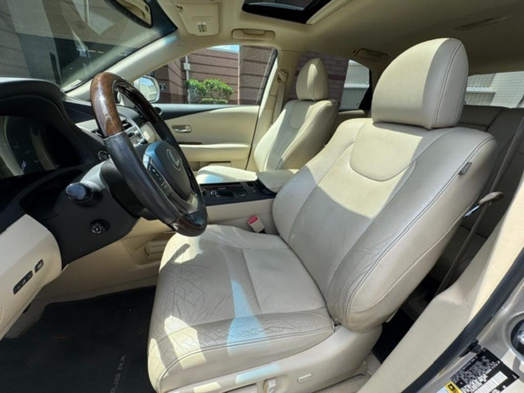 2014 Lexus RX - $17,995