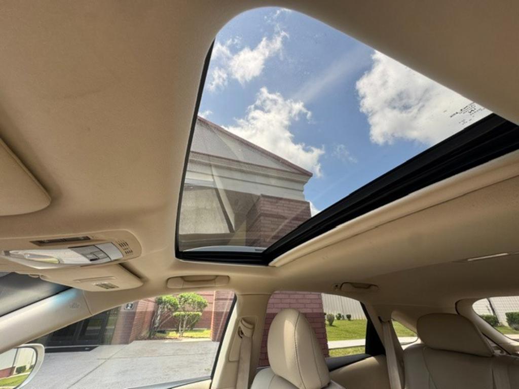2014 Lexus RX - $17,995
