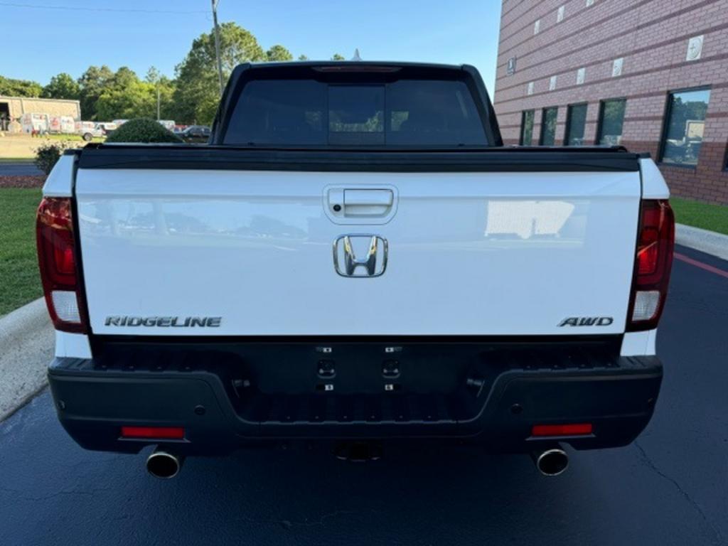 2021 Honda Ridgeline - $27,995