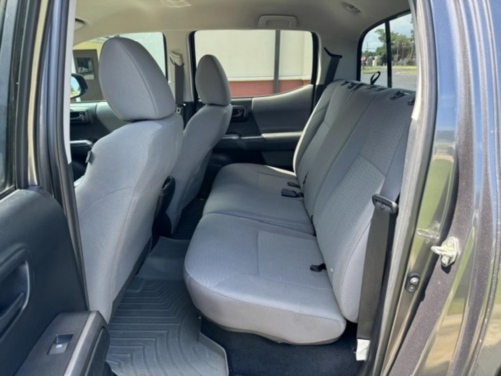 2018 Toyota Tacoma - $28,995