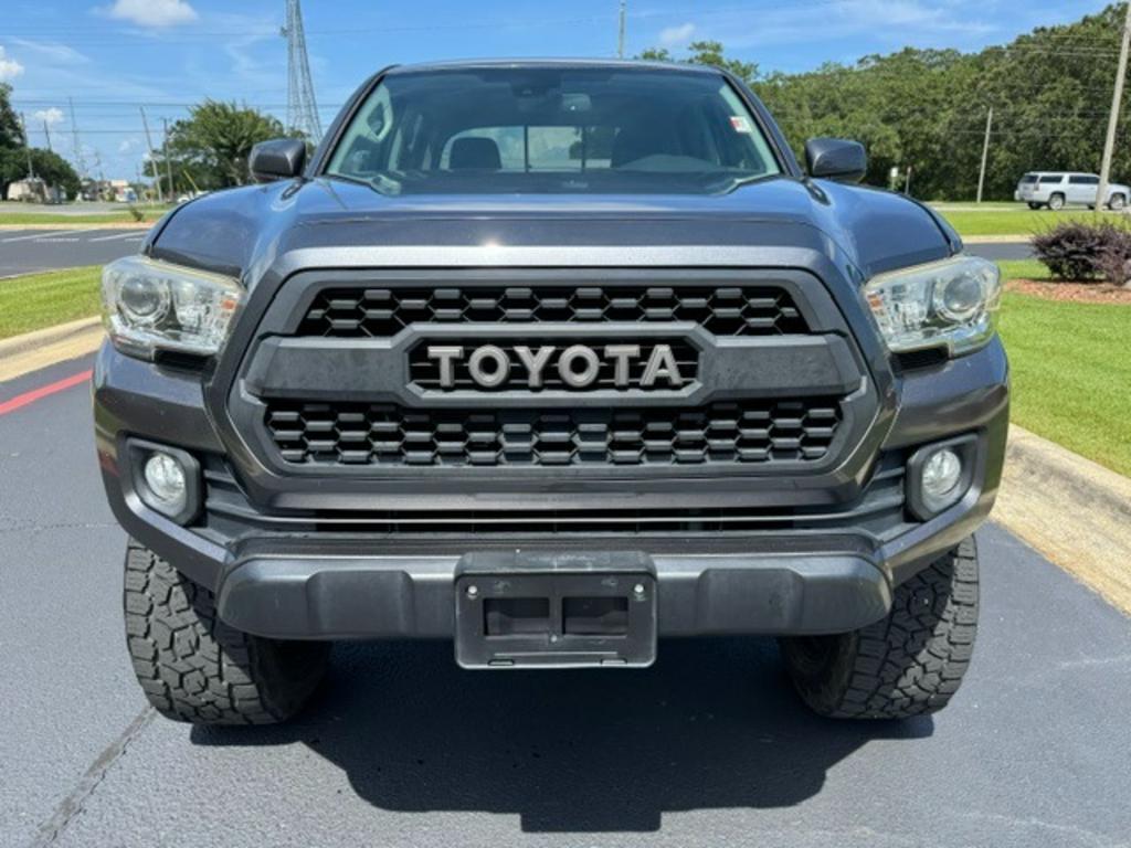 2018 Toyota Tacoma - $28,995