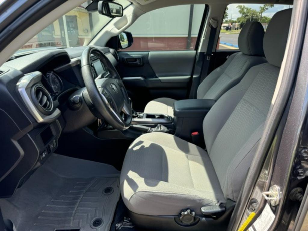 2018 Toyota Tacoma - $28,995