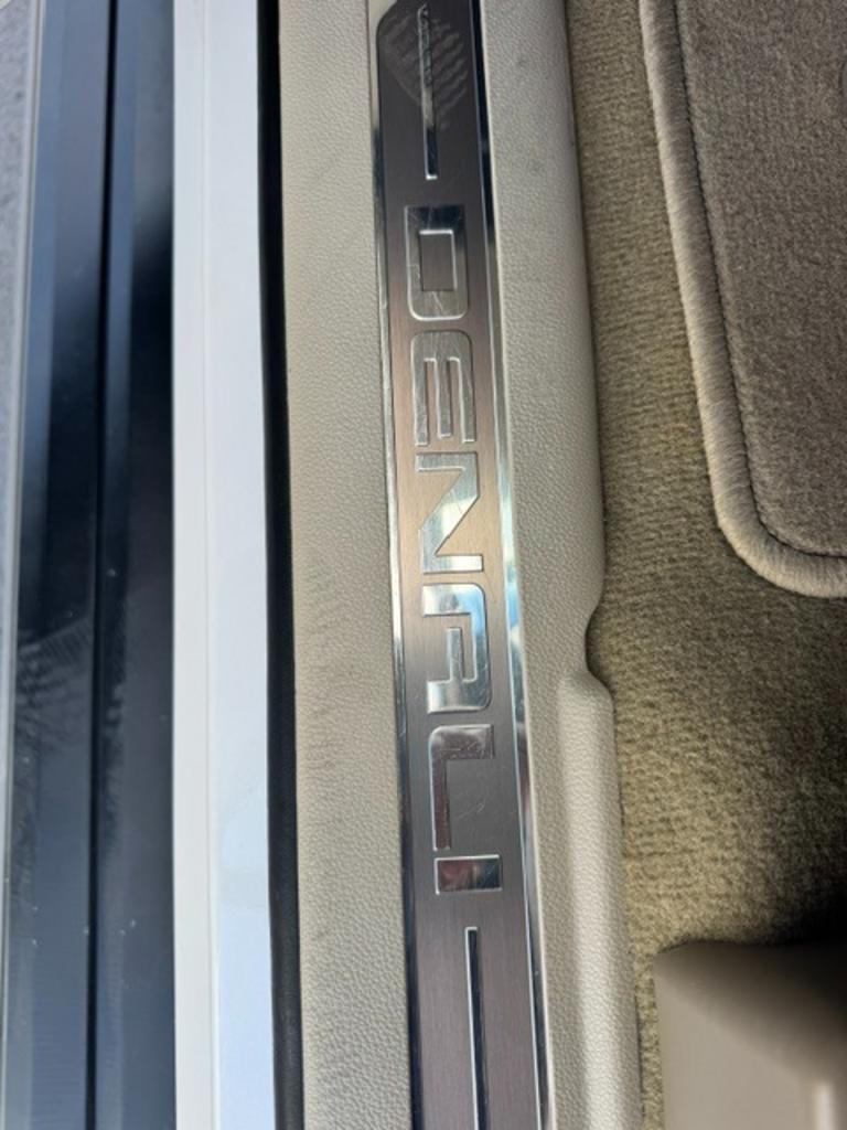 2019 GMC Yukon - $28,995
