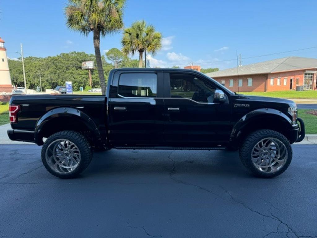 2018 Ford F150 - $29,995