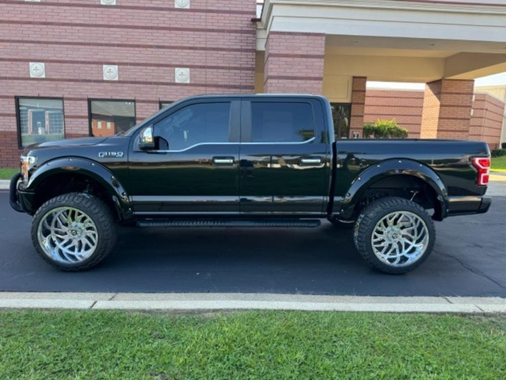 2018 Ford F150 - $29,995