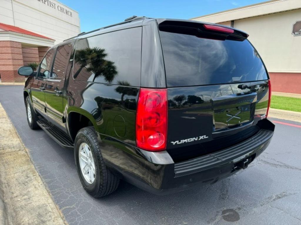 2014 GMC Yukon - $14,995