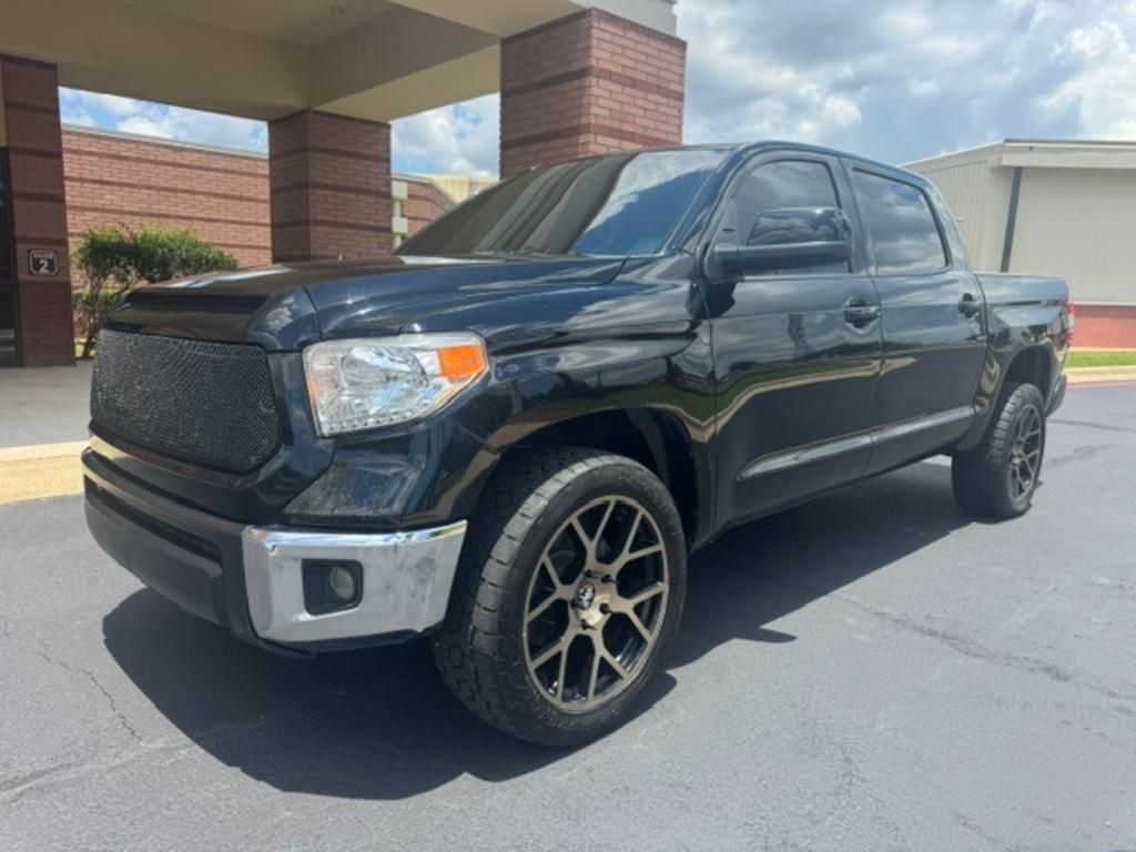 2015 Toyota Tundra - $21,550